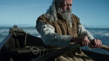 Pamirškite viską, ką žinojote apie Robiną Hudą: Hugh Jackmanas griauna legendą